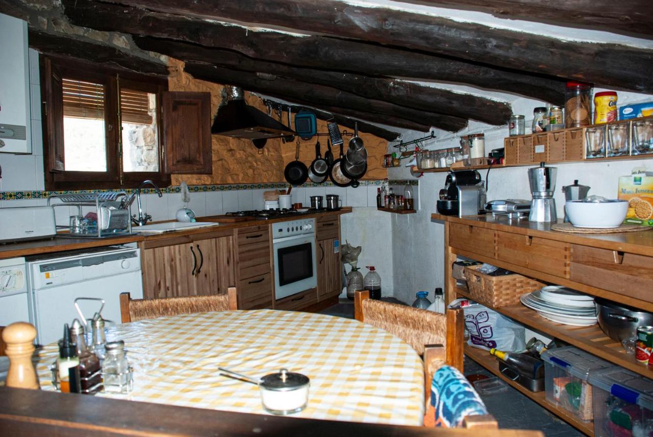 Гостевой дом Casa Jalon Санта-Эулалия-де-Гальего Экстерьер фото